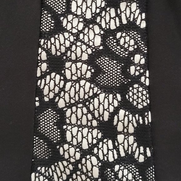 🌟 NWT ENFOCUS STUDIO LBD Black Halter Dress Lace Insert Size 8 - Picture 5 of 11